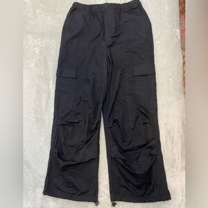 Zara women’s cargo pants size small